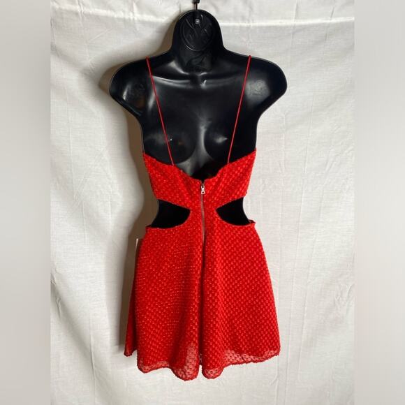 Alice + Olivia Runway Sample Tie Front Red Romper cutout new with tag - Picture 3 of 6